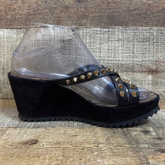 NEW Pedro Garcia Black Leather Wedge Sandals Cross Strap Gold Studded Size 37 7 - Picture 3 of 11